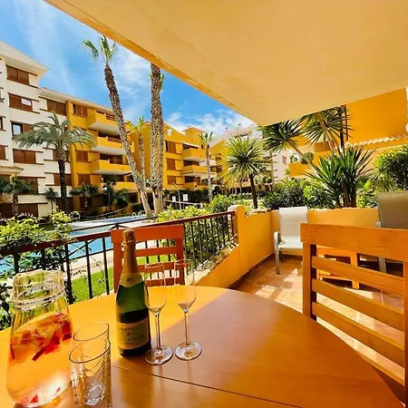 Apartamento La Recoleta - Punta Prima Ground Floor Pool View